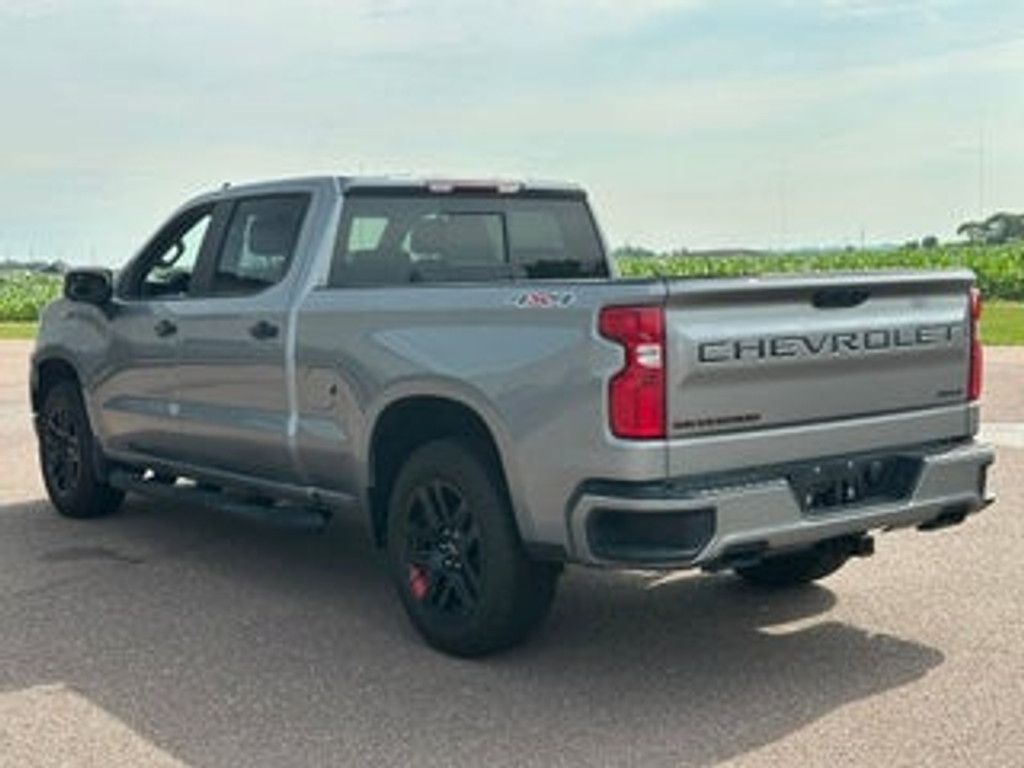 2025 CHEVROLET Silverado - photo 6