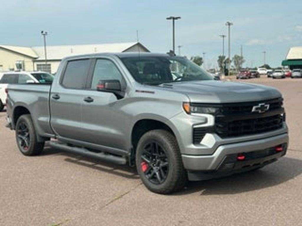 2025 CHEVROLET Silverado - photo 8