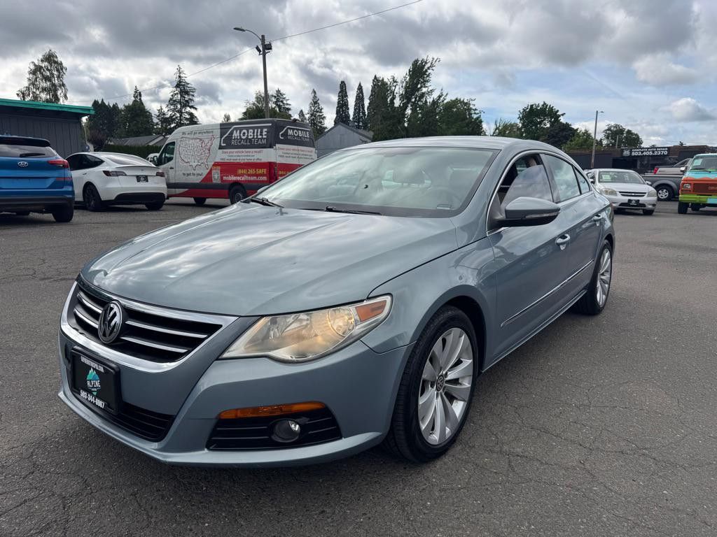 2010 Volkswagen Passat Sport