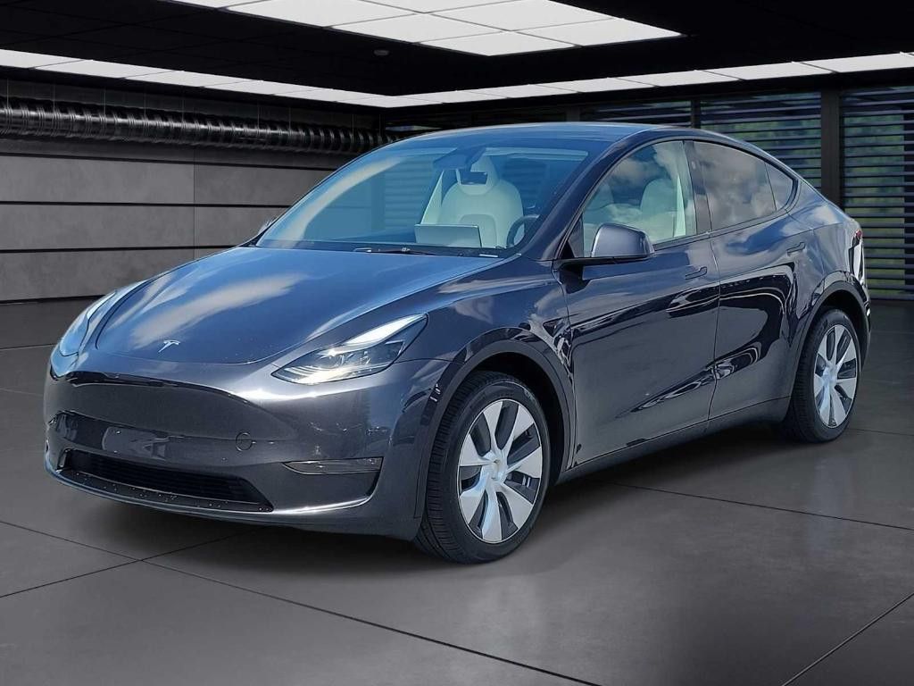 2024 Tesla Model Y Long Range