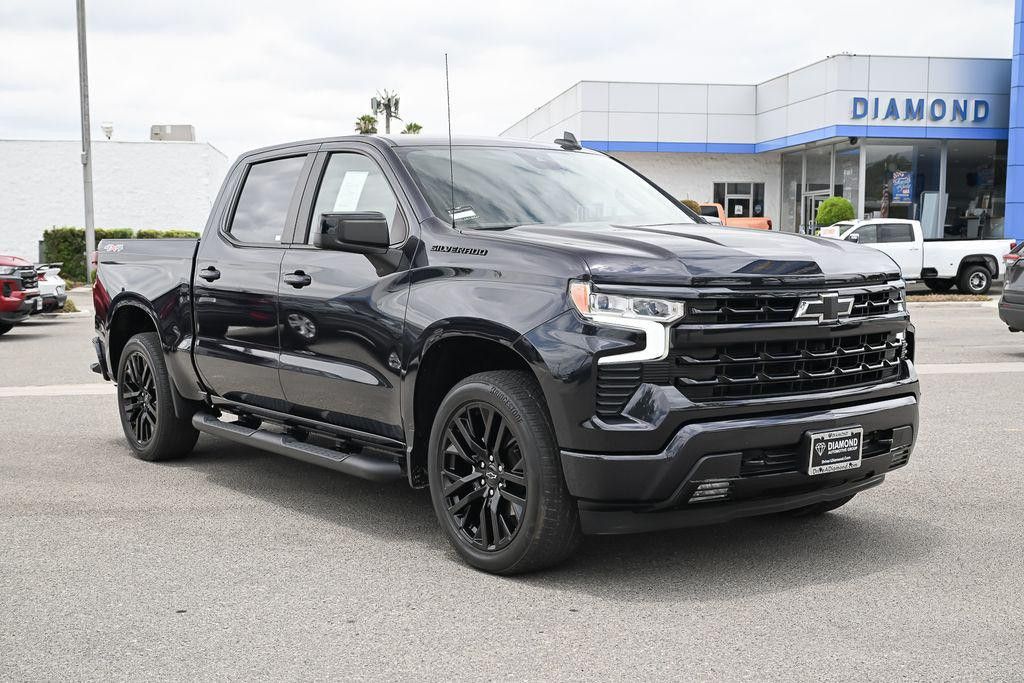 2024 Chevrolet Silverado RST