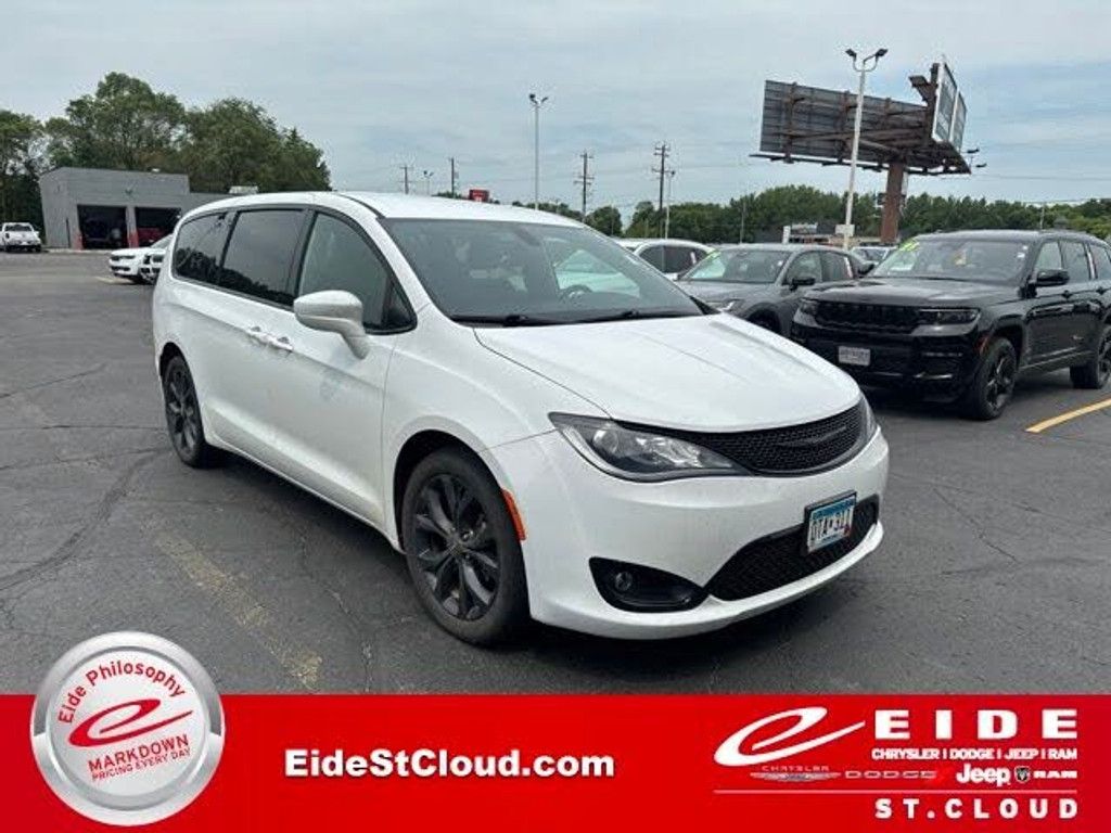 2019 Chrysler Pacifica Touring Plus