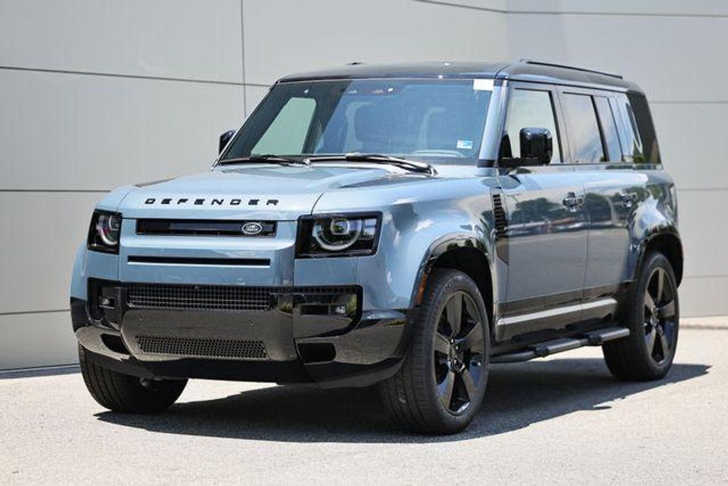 2026 Land Rover Defender 110 X Dynamic
