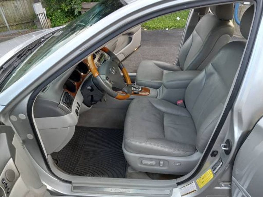 2006 LEXUS ES - photo 20