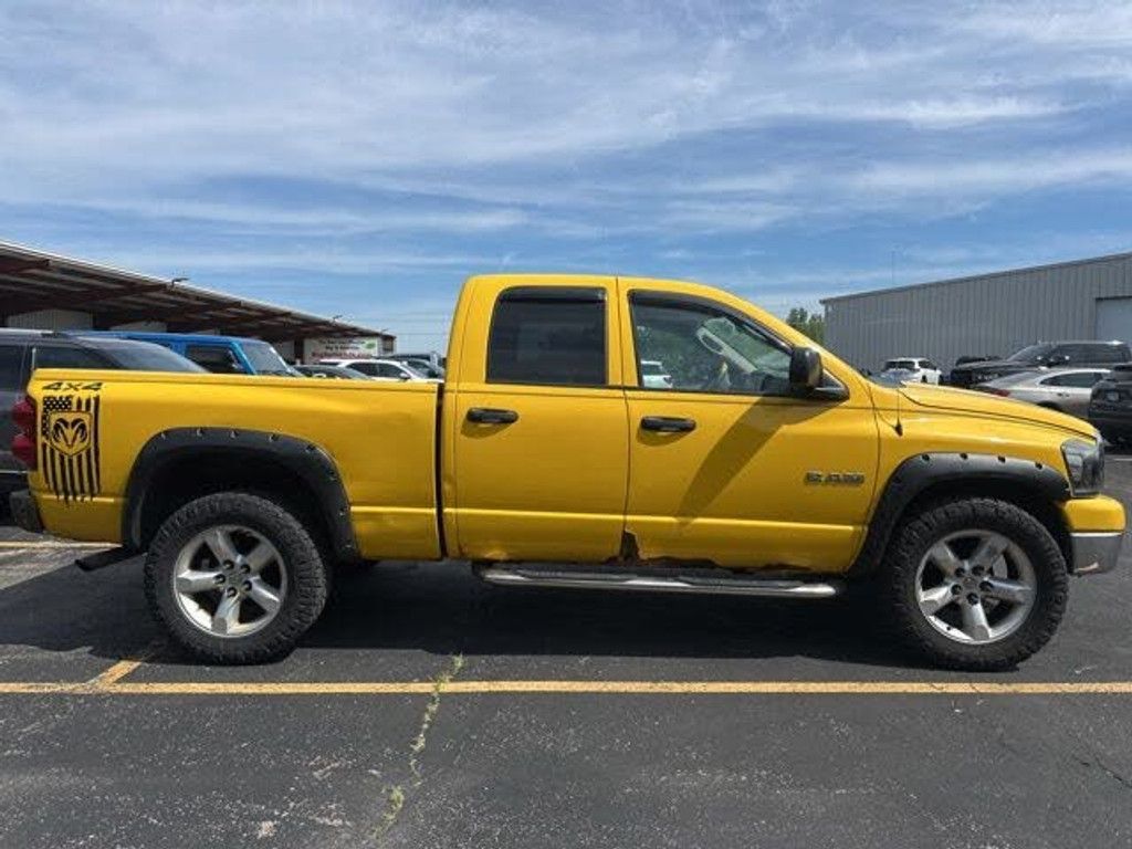 2008 DODGE Ram - photo 11