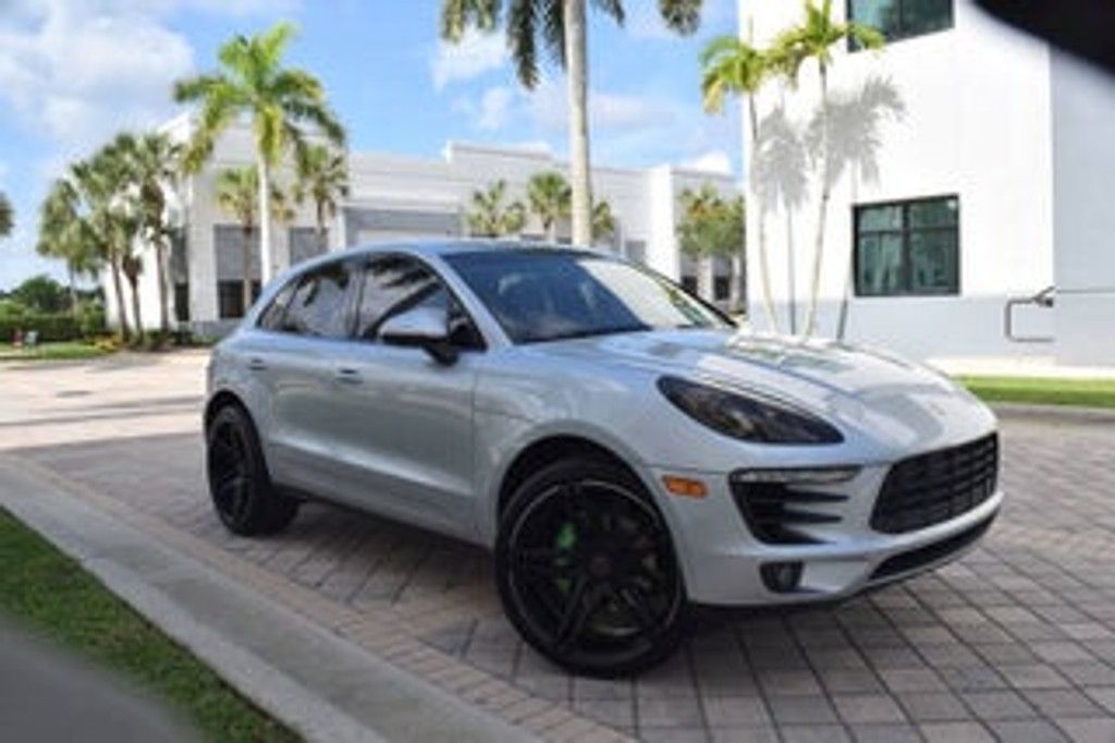 2016 Porsche Macan S