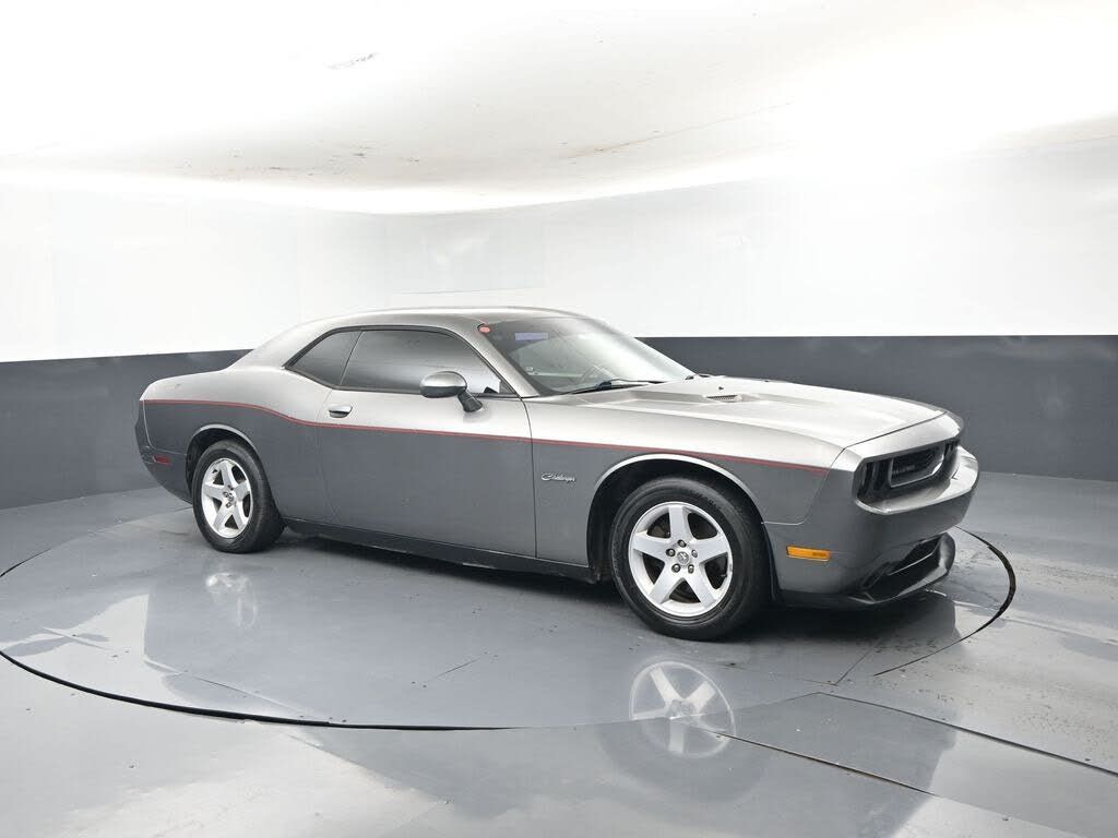 2012 Dodge Challenger Base