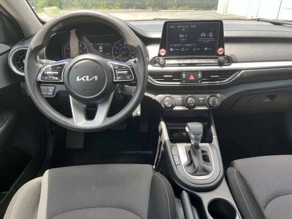 2024 KIA Forte - photo 12