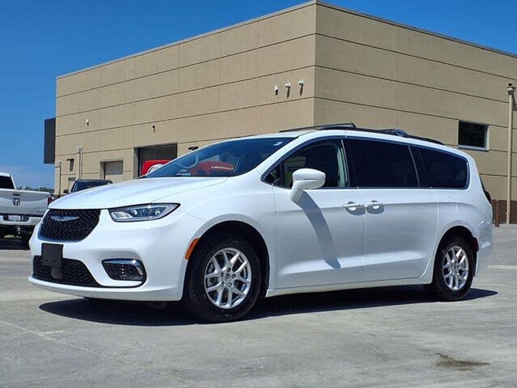 2022 Chrysler Pacifica Touring L