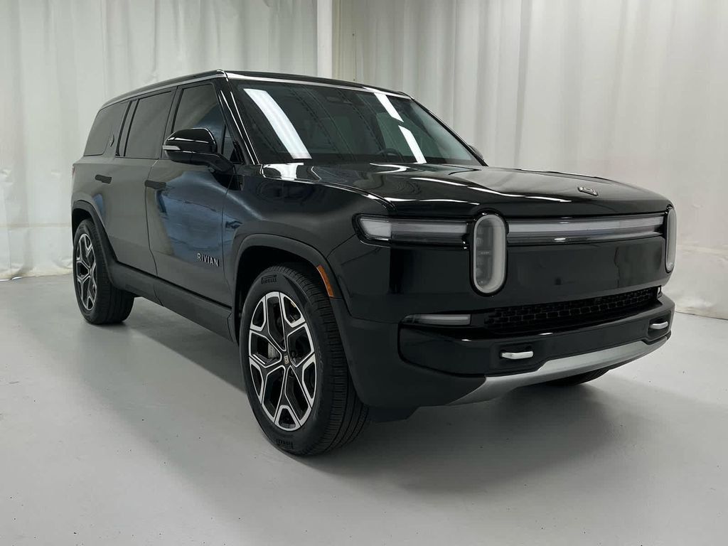 2025 RIVIAN R1S - photo 3