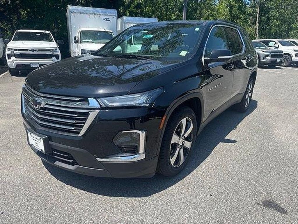 2023 Chevrolet Traverse LT