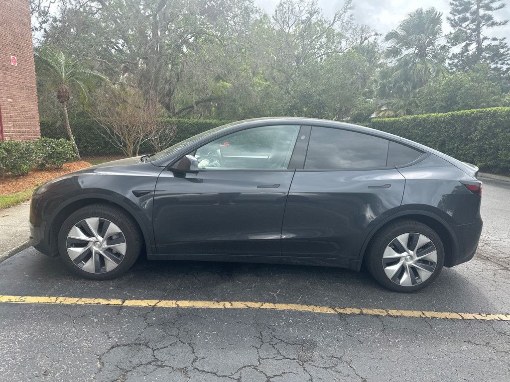 2024 Tesla Model Y Long Range