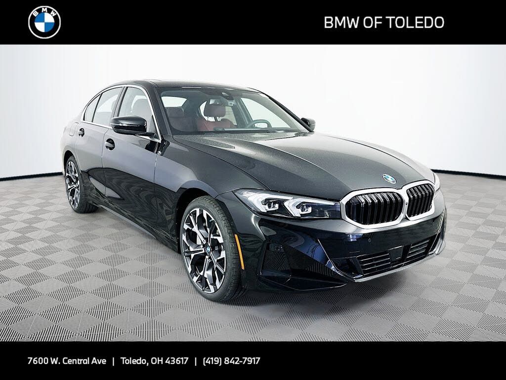 2026 BMW 330i - main photo