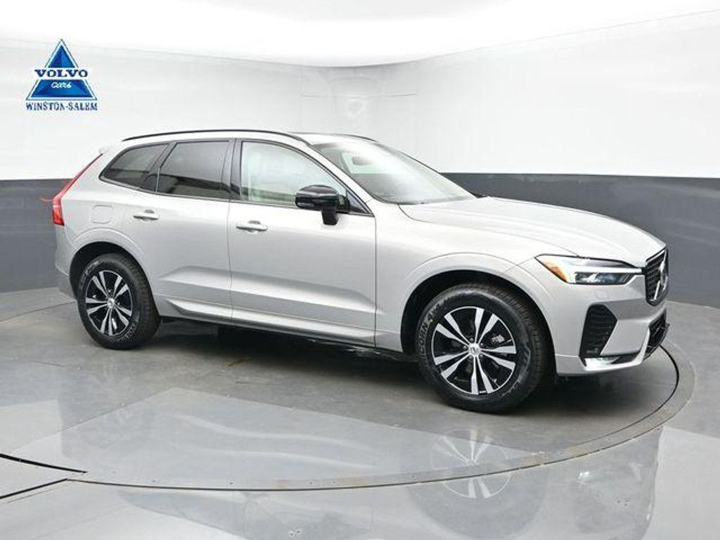 2024 Volvo XC60 Core