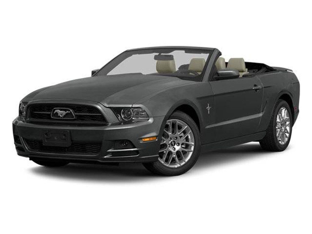 2013 Ford Mustang V6 Convertible