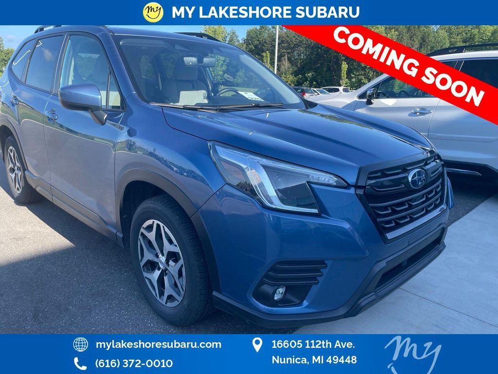 2024 Subaru Forester Premium Base