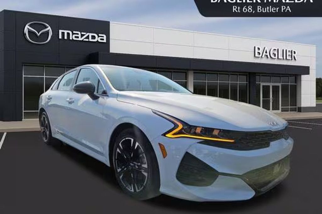 2023 Kia K5 GT Line