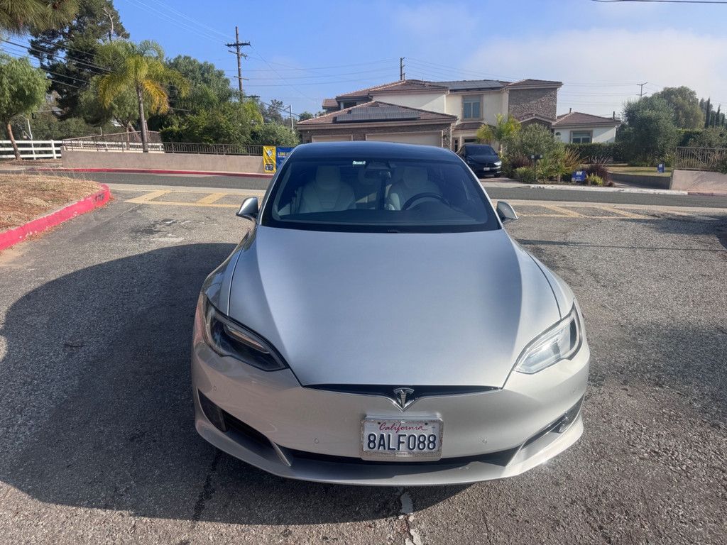 2017 Tesla Model S - photo 4