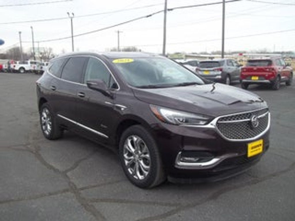 2023 Buick Enclave Essence