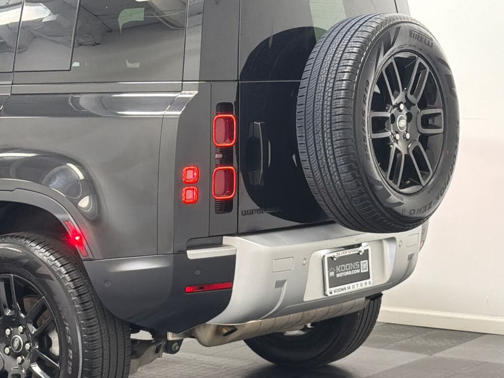 2025 LAND ROVER Defender - photo 13