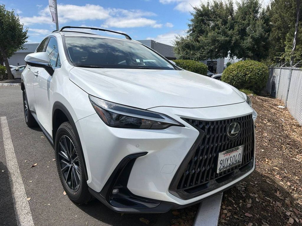 2025 Lexus NX 350H Premium