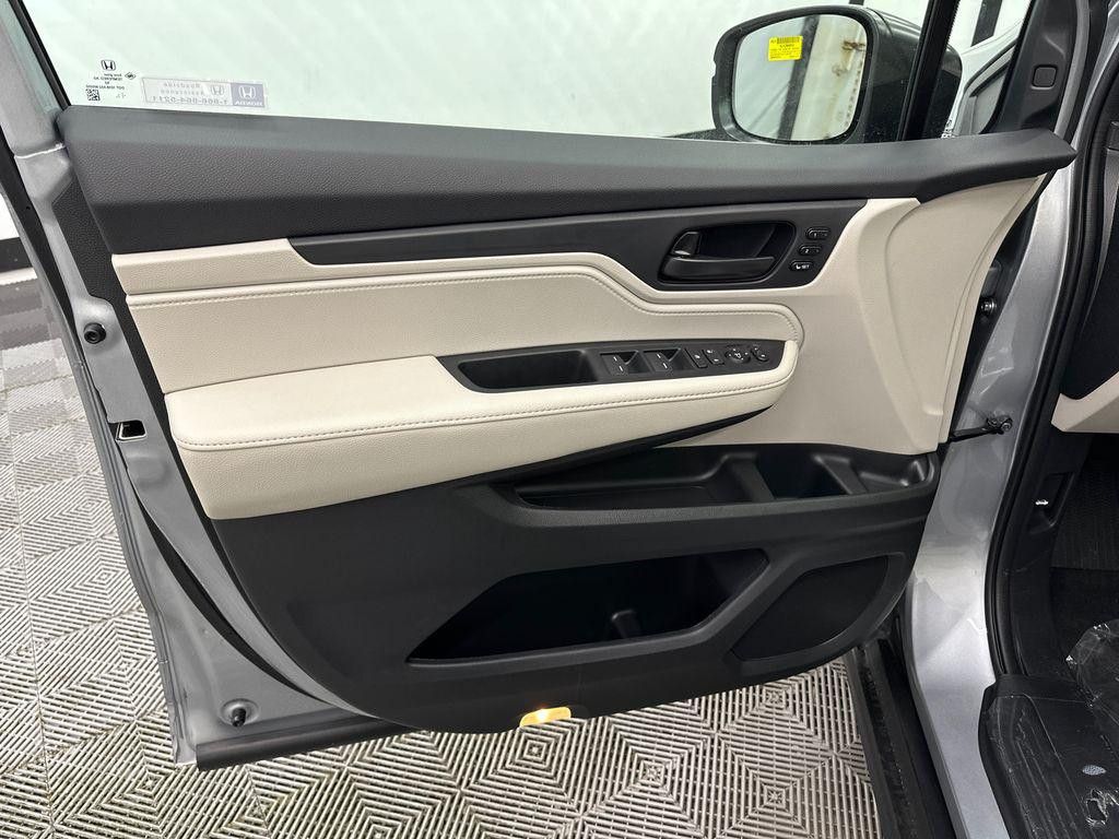 2026 HONDA Odyssey - photo 11