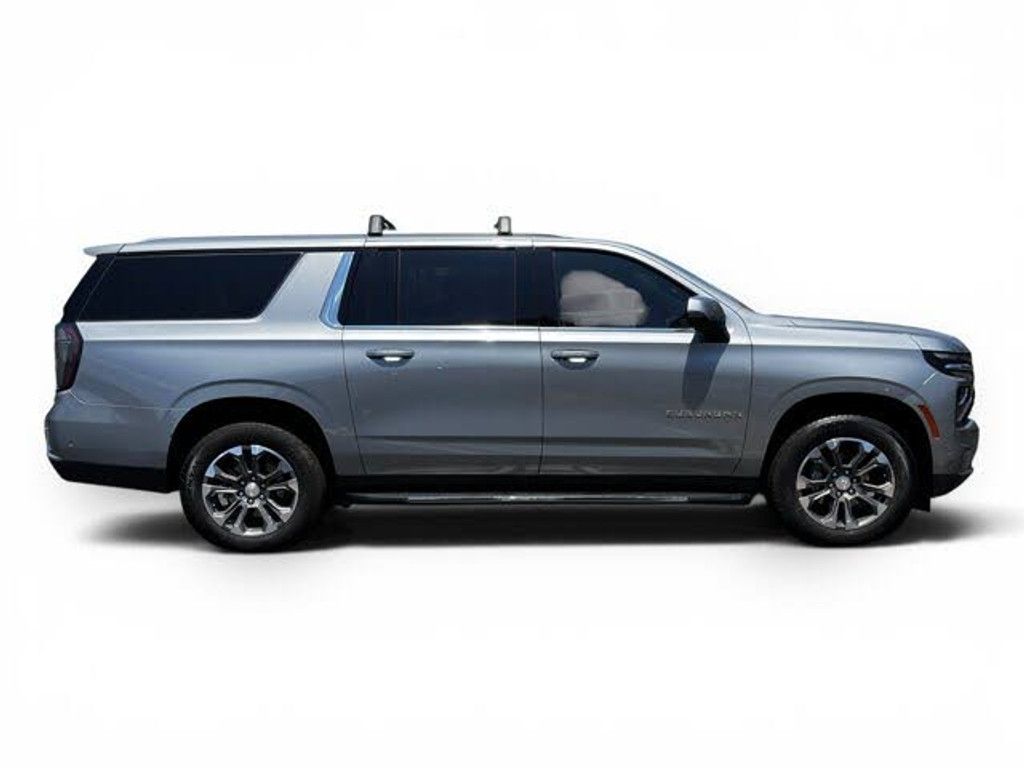 2025 CHEVROLET Suburban - photo 21