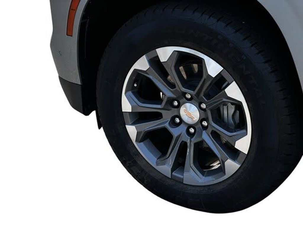 2025 CHEVROLET Suburban - photo 25