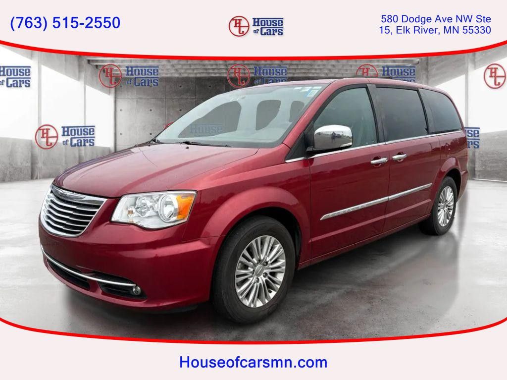 2016 Chrysler Town AND Country Touring L