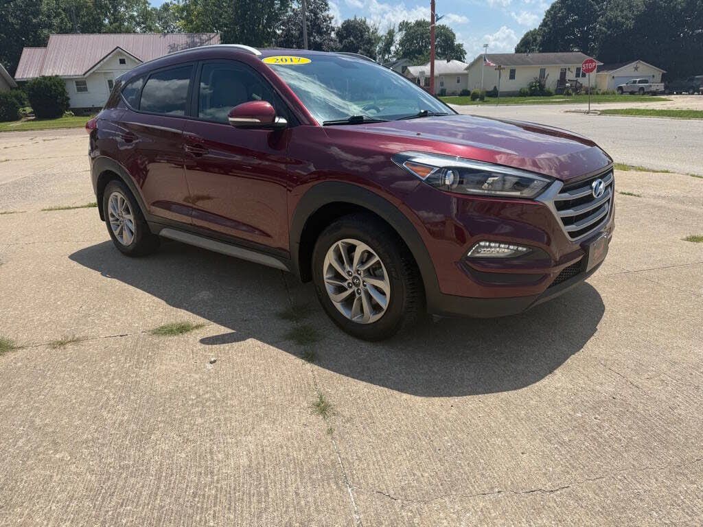 2017 Hyundai Tucson SE Popular Equipment