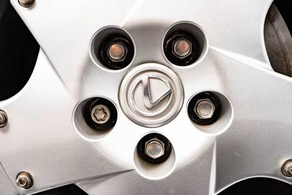 2004 LEXUS SC - photo 17
