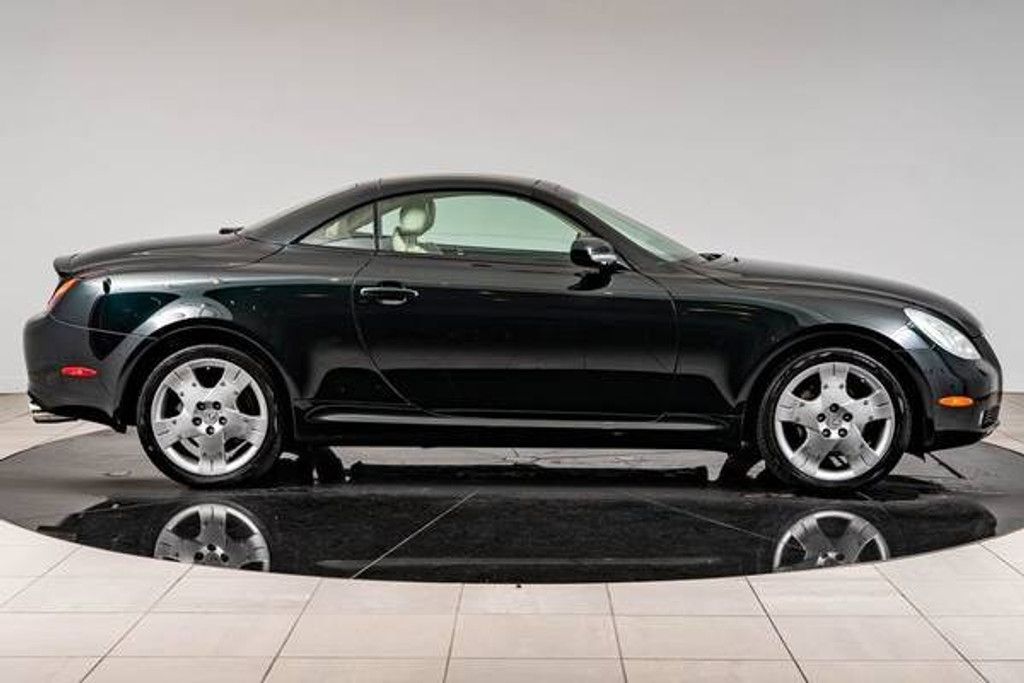 2004 LEXUS SC - photo 23