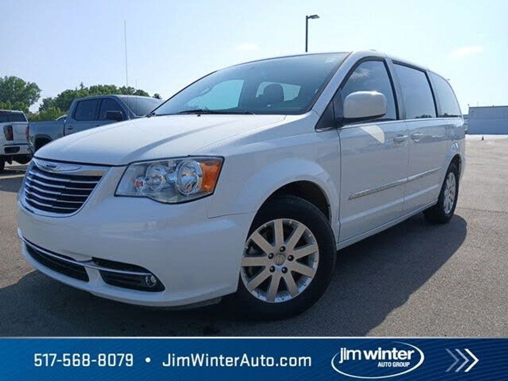2015 Chrysler Town AND Country Touring