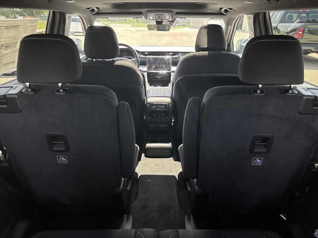 2026 JEEP Grand Cherokee L - photo 13