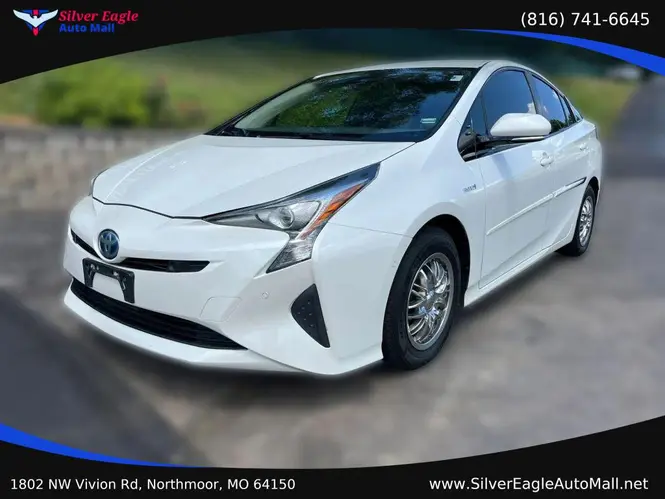2017 Toyota Prius ONE TWO