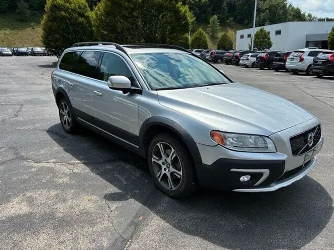 2015 Volvo XC70 Premier NON R
