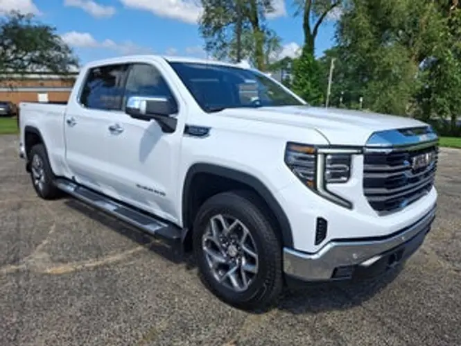 2026 GMC Sierra SLT