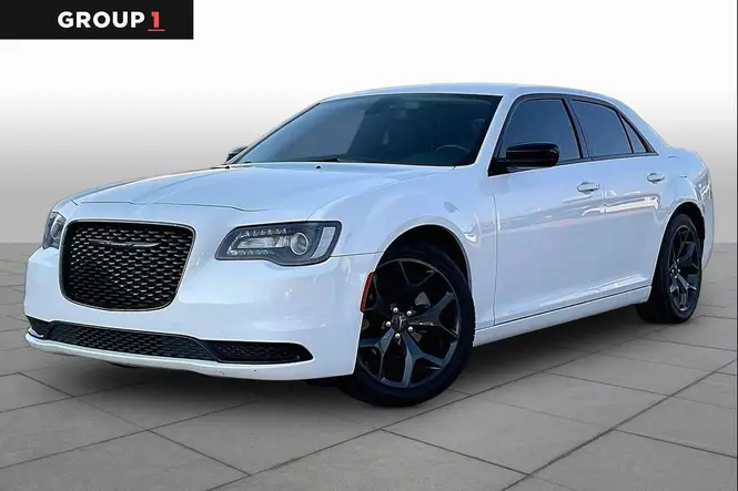 2021 Chrysler 300 Touring Limited