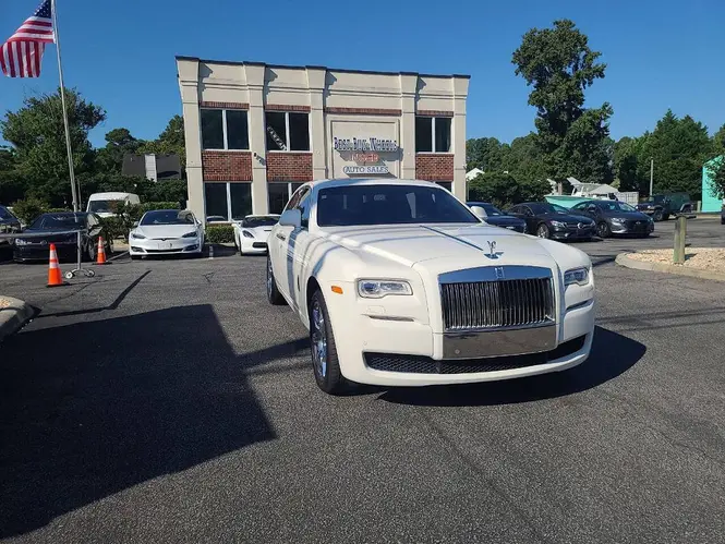 2015 Rolls-Royce Ghost Base