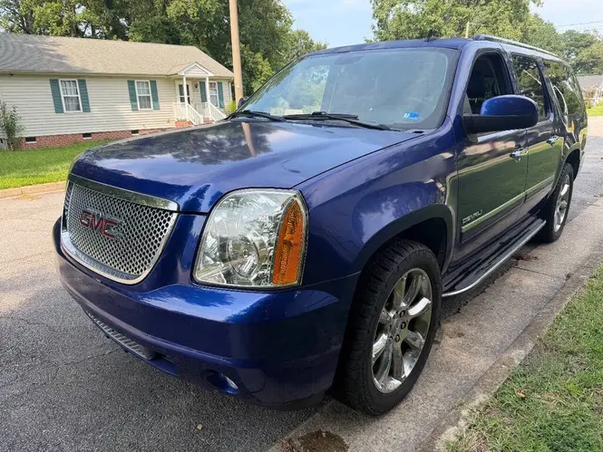 2010 GMC Yukon XL Denali