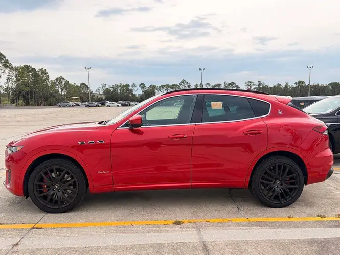 2021 Maserati Levante Sport