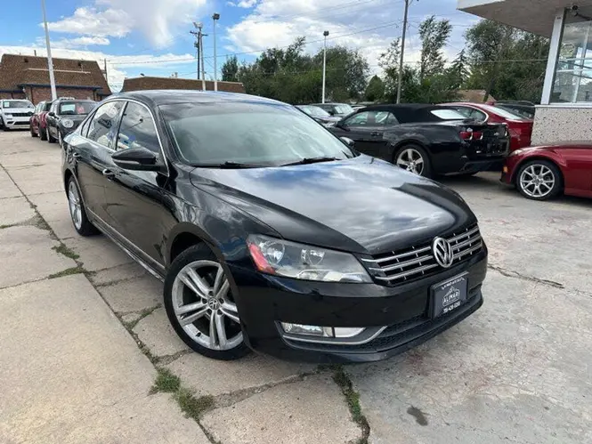 2012 Volkswagen Passat SEL