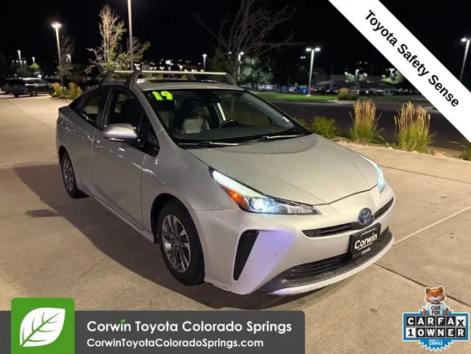 2019 Toyota Prius L LE XLE