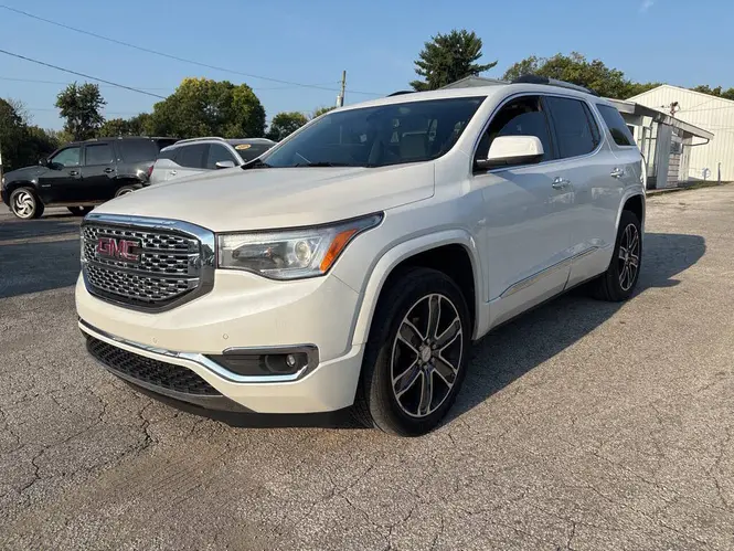 2017 GMC Acadia Denali