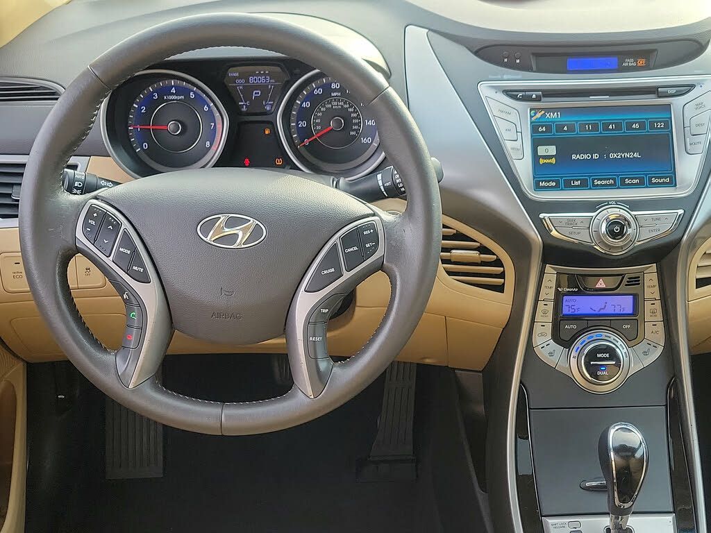 2013 HYUNDAI Elantra - photo 11