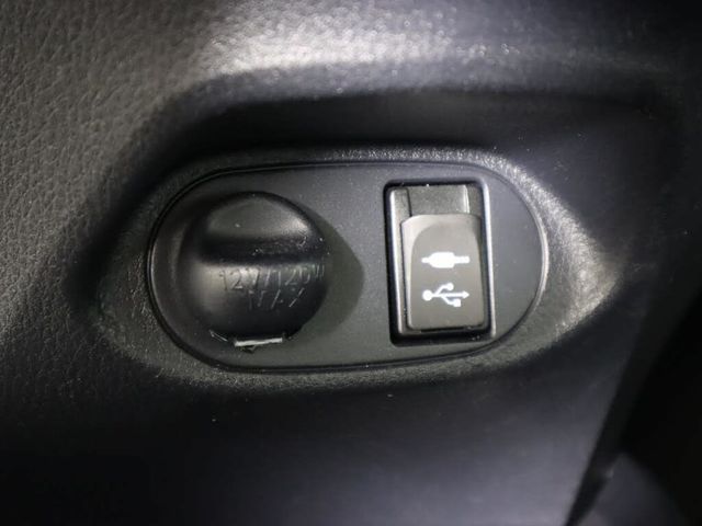 2016 TOYOTA Yaris - photo 31