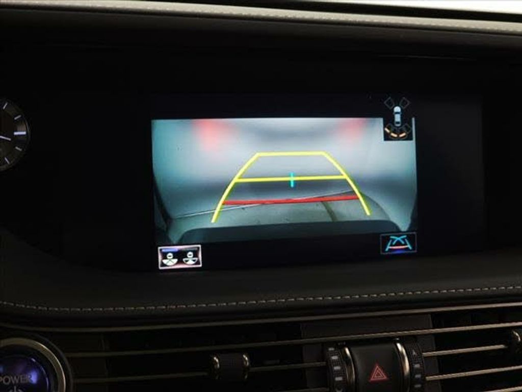 2019 LEXUS LS - photo 40