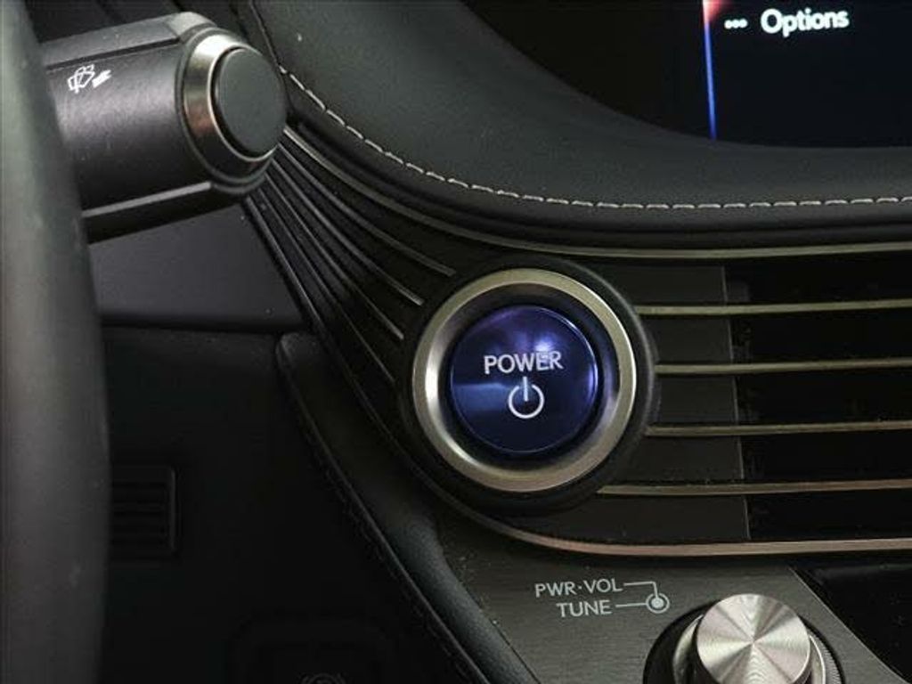 2019 LEXUS LS - photo 43