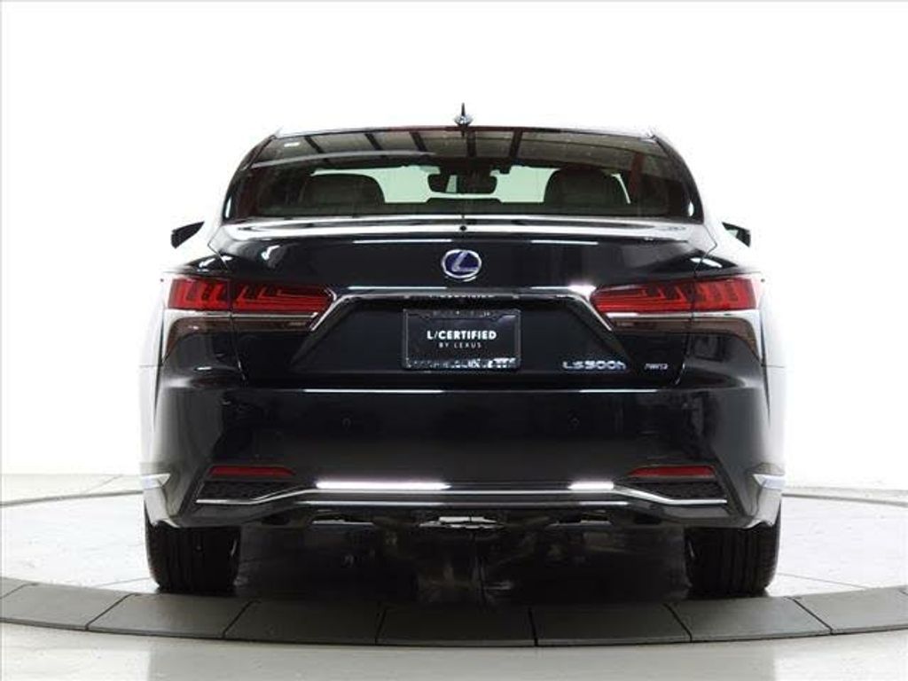 2019 LEXUS LS - photo 7