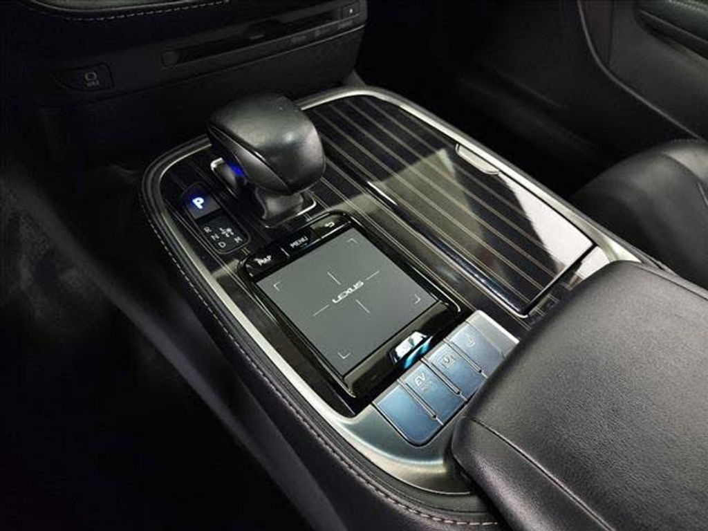 2019 LEXUS LS - photo 45